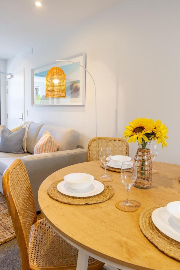 Апартаменти Central Sunny Perch 2 Bed 1 Bath Крайстчерч Екстер'єр фото